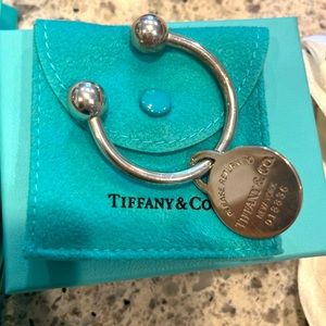 NEW!! Vintage 2001 “Return to Tiffany”Horseshoe Keyring